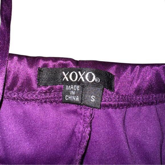 XOXO Women's Purple Satin Prom Gown Size Small - Picture 6 of 9